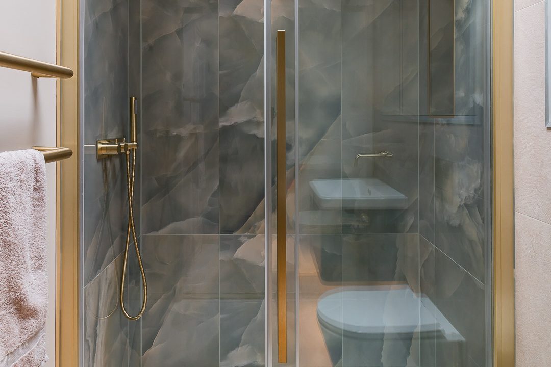 A peaceful bathroom 3